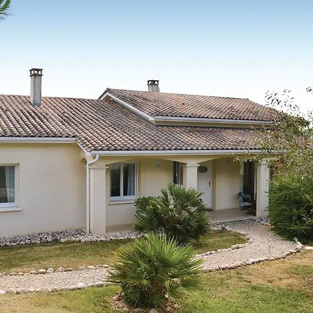 Dom wakacyjny Four-bedroom Holiday In